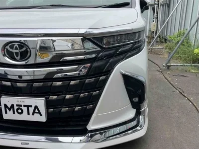 TOYOTA ALPHARD 2024 с аукциона, 2500cc, пробег 27 000 км