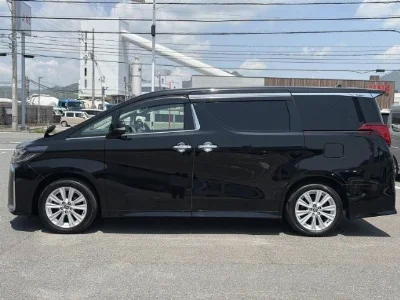 TOYOTA ALPHARD 2022 с аукциона, 2500cc, пробег 44 000 км
