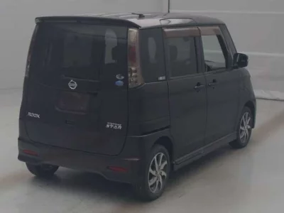 NISSAN ROOX 2012 с аукциона, 660cc, пробег 112 000 км