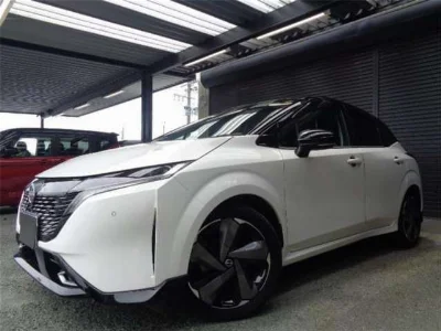 NISSAN AURA