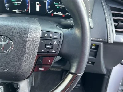 TOYOTA ALPHARD 2024 с аукциона, 2500cc, пробег 21 000 км