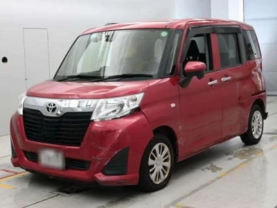 TOYOTA ROOMY 2017 с аукциона, 1000cc, пробег 32 000 км