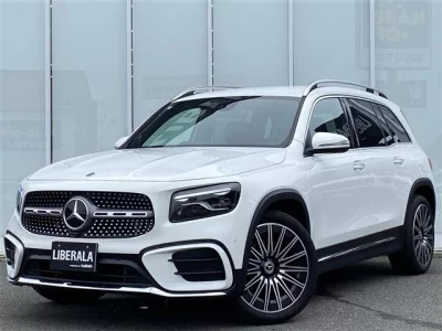 MERCEDES BENZ GLB