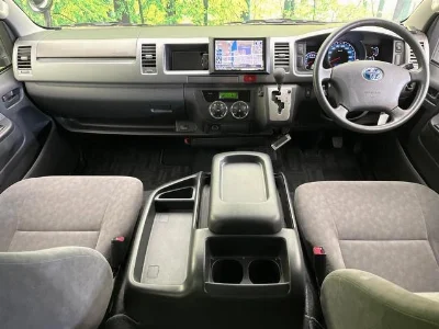 TOYOTA HIACE 2010 с аукциона, 2700cc, пробег 71 000 км