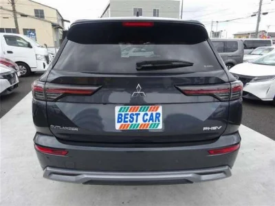 MITSUBISHI OUTLANDER PHEV