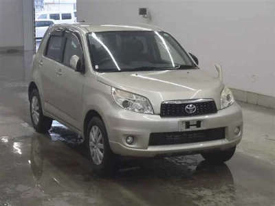 TOYOTA RUSH