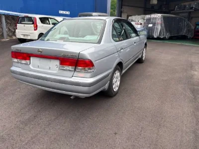 NISSAN SUNNY