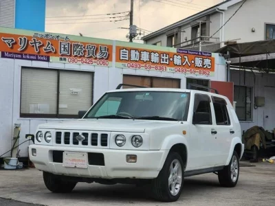 NISSAN RASHEEN