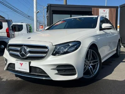 MERCEDES BENZ E CLASS