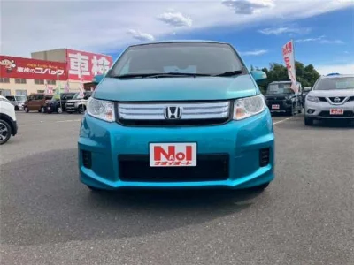 HONDA FREED SPIKE