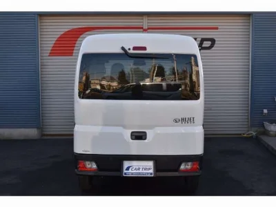 DAIHATSU HIJET VAN