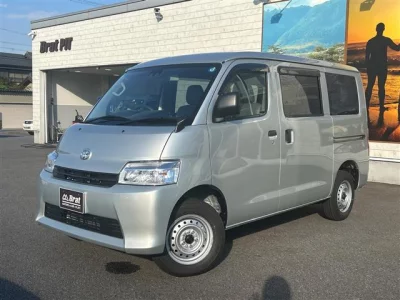 TOYOTA TOWN ACE VAN