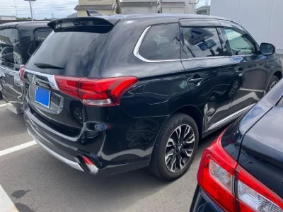 MITSUBISHI OUTLANDER PHEV