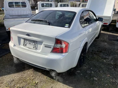 SUBARU LEGACY B4
