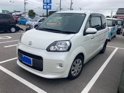 TOYOTA PORTE