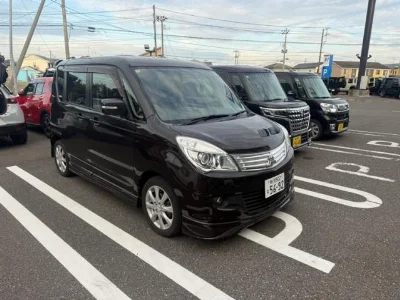 MITSUBISHI DELICA D2