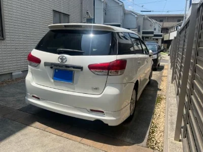 TOYOTA WISH