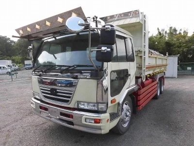 NISSAN UD