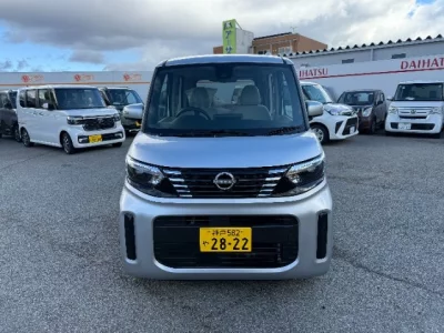NISSAN ROOX