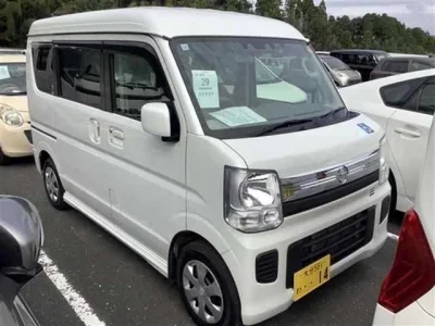 NISSAN CLIPPER RIO