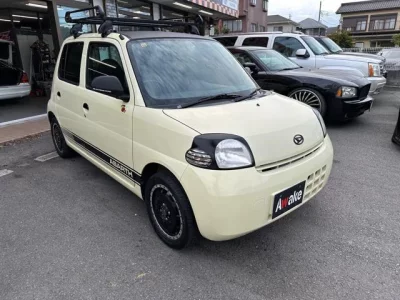 DAIHATSU ESSE