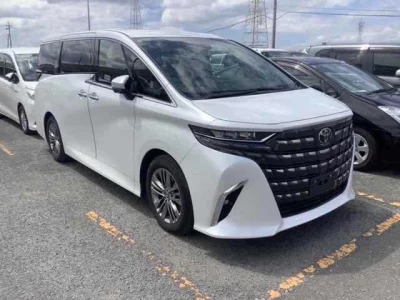 TOYOTA ALPHARD 2023 с аукциона, 2500cc, пробег 29 000 км
