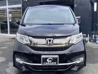 HONDA STEP WAGON 2015 с аукциона, 1500cc, пробег 80 000 км