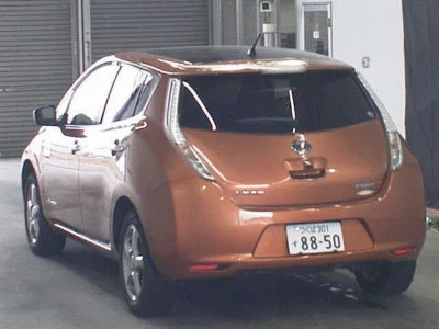 NISSAN LEAF
