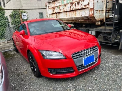 AUDI TT