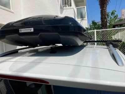 VOLKSWAGEN GOLF TOURAN