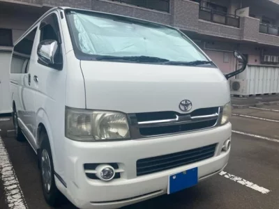 TOYOTA HIACE VAN 2004 с аукциона, 2500cc, пробег 194 000 км