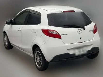MAZDA DEMIO 2014 с аукциона, 1300cc, пробег 112 000 км