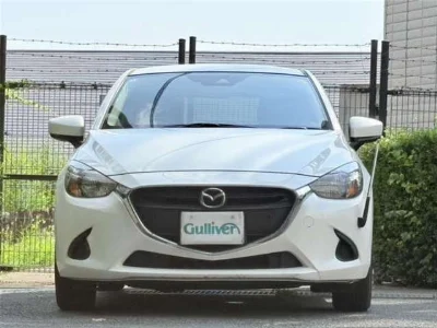 MAZDA DEMIO 2018 с аукциона, 1300cc, пробег 45 000 км