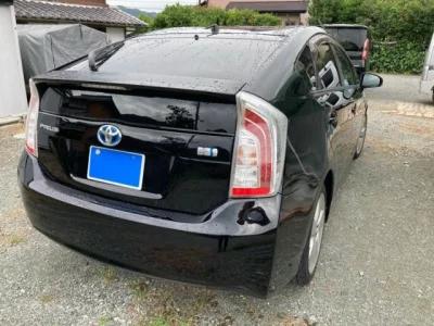 TOYOTA PRIUS 2013 с аукциона, 1800cc, пробег 104 000 км