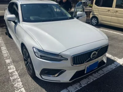 VOLVO V60 2023 с аукциона, 2000cc, пробег 14 000 км