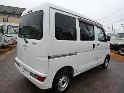 DAIHATSU HIJET VAN