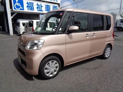 DAIHATSU TANTO 2018 с аукциона, 660cc, пробег 14 000 км