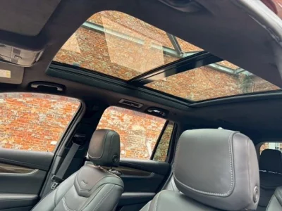 CADILLAC XT6