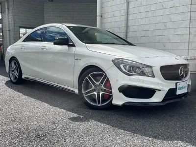 MERCEDES BENZ AMG CLA