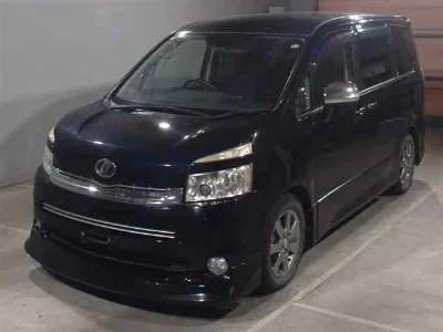 TOYOTA VOXY 2009 с аукциона, 2000cc, пробег 77 000 км