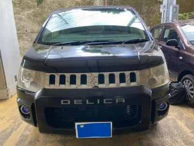 MITSUBISHI DELICA D5
