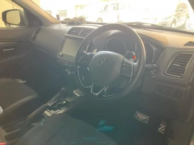 MITSUBISHI RVR