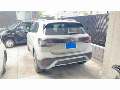VOLKSWAGEN T-CROSS 2025 с аукциона, 1000cc, пробег 10 000 км