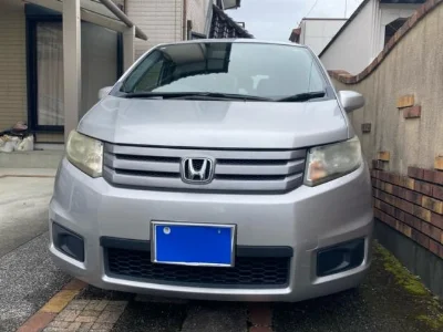 HONDA FREED SPIKE 2011 с аукциона, 1500cc, пробег 124 000 км