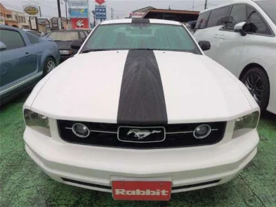 FORD MUSTANG