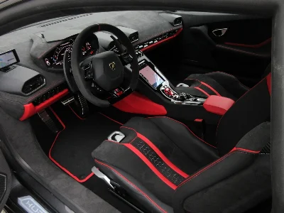 LAMBORGHINI HURACAN