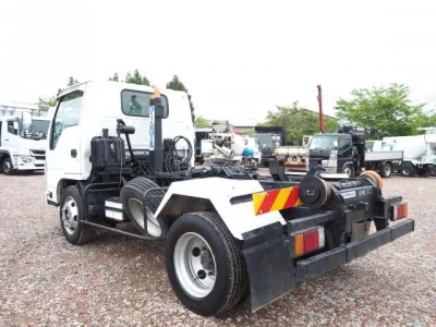 ISUZU ELF