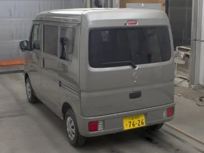 NISSAN CLIPPER VAN
