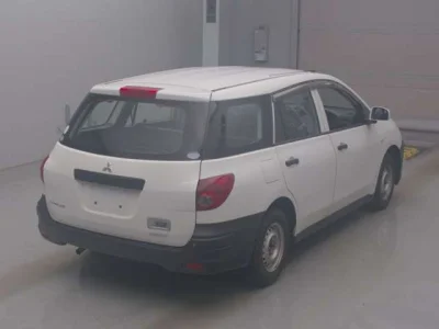 MITSUBISHI LANCER VAN