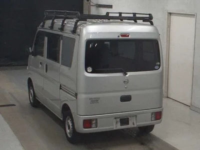 NISSAN CLIPPER VAN